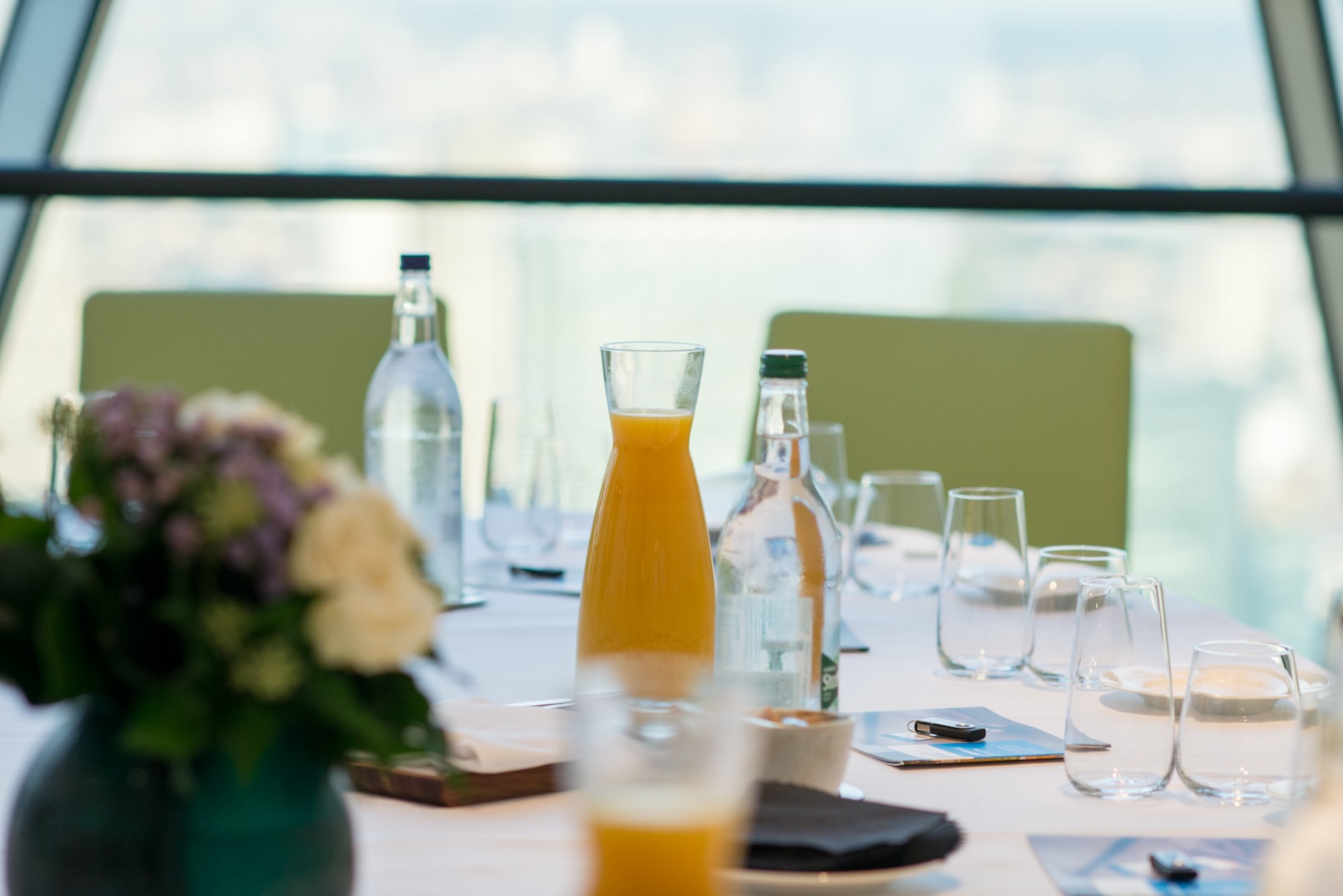 insurance meeting breakfast london